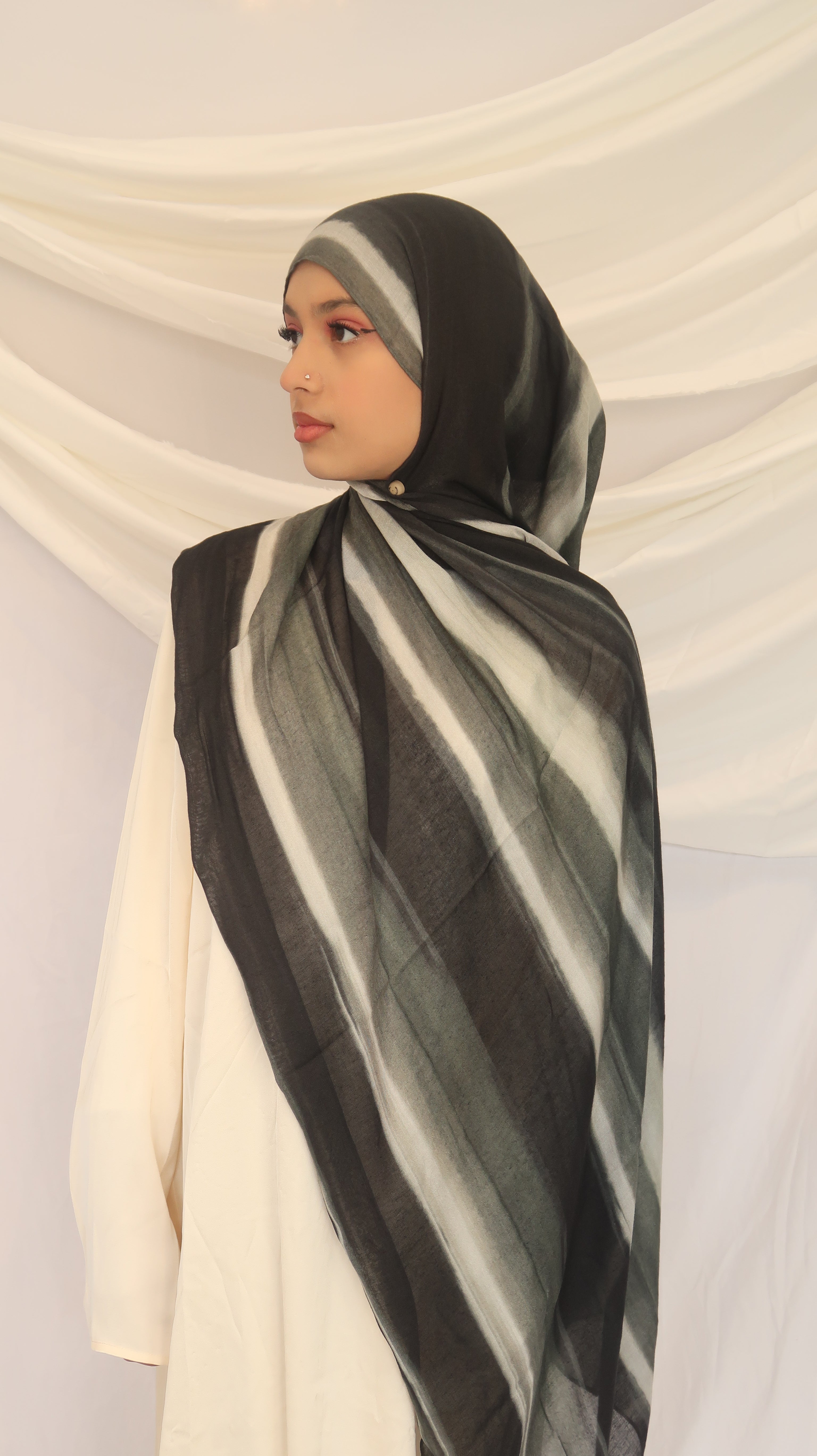 Amara Modal Scarf – Lightweight Printed 100% Modal, Soft & Breathable | 180×70cm