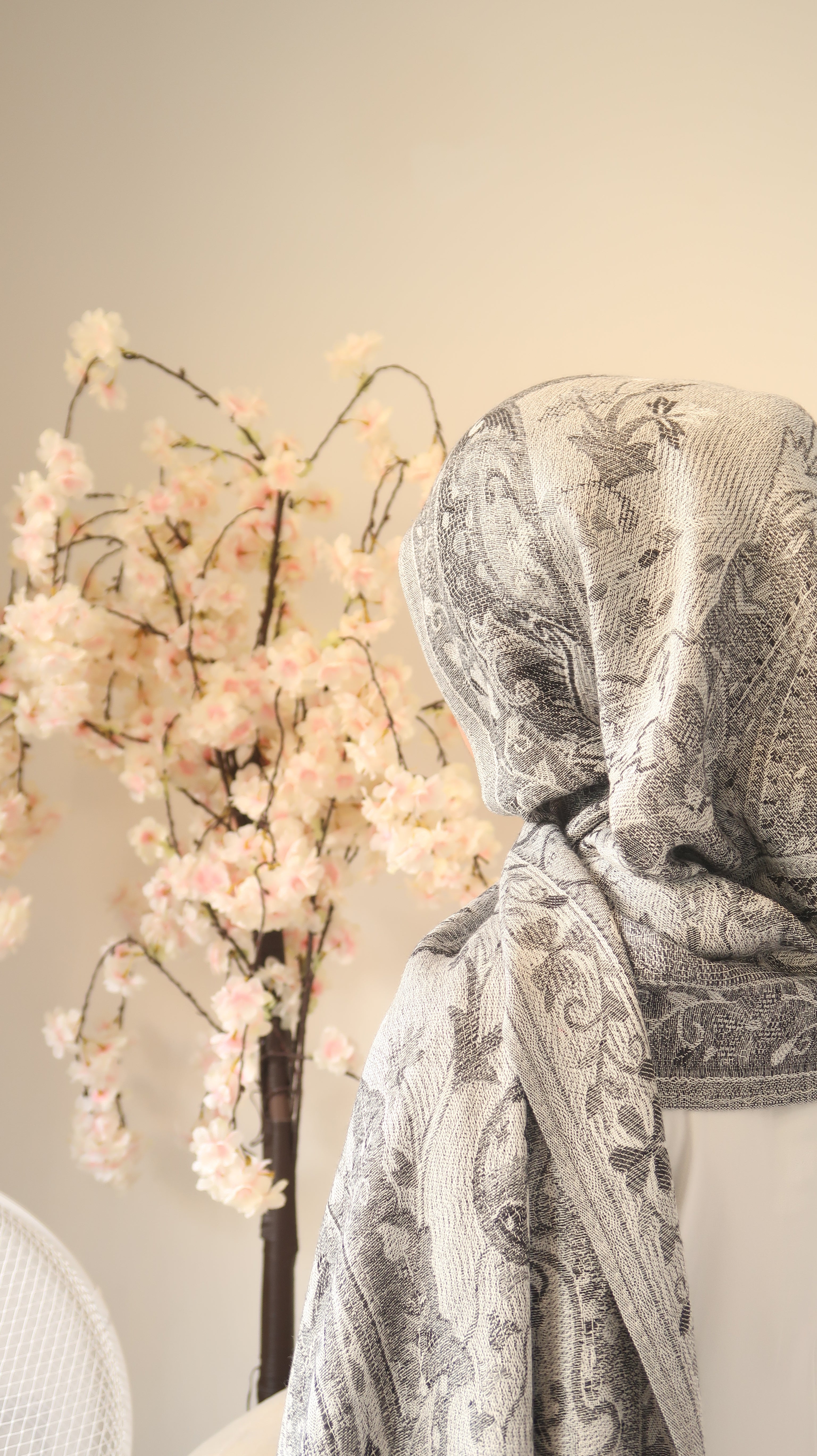 Pashmina Scarf – Cashmere‑Feel, Wind‑Resistant, Woven Paisley Jacquard (70×200cm)
