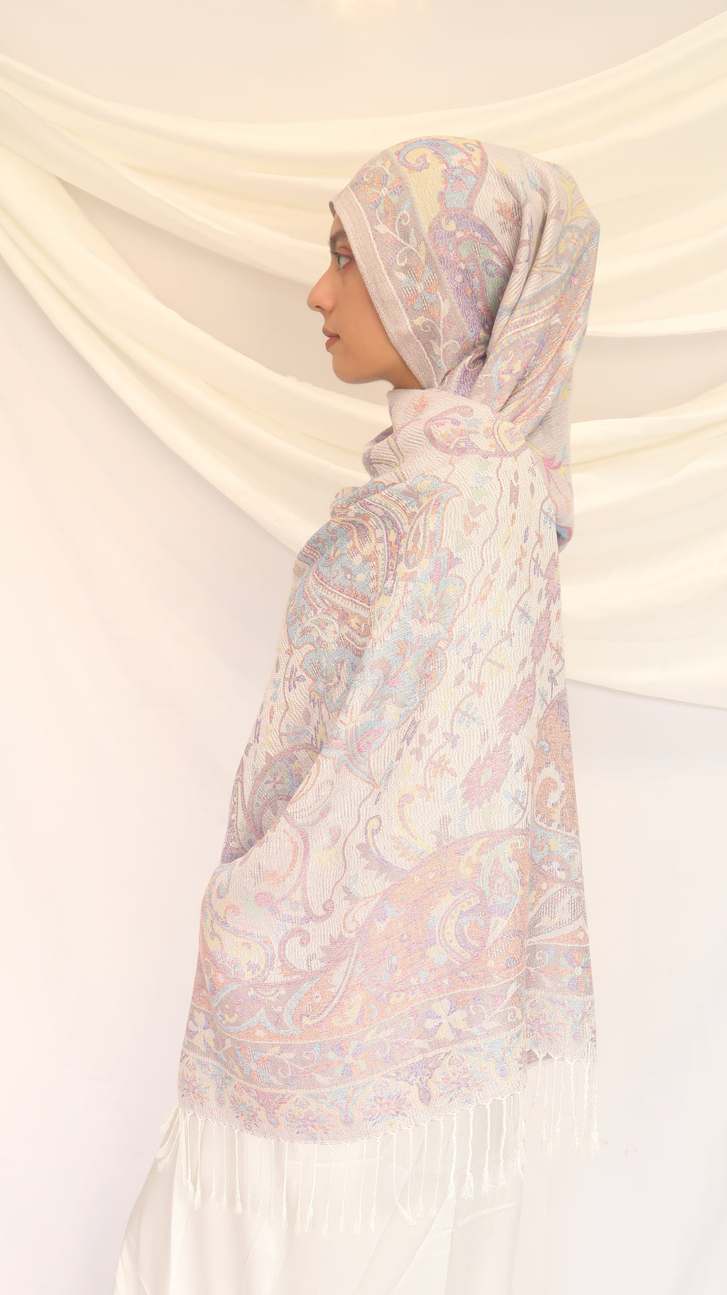 Pashmina Scarf – Cashmere‑Feel, Wind‑Resistant, Woven Paisley Jacquard (70×200cm)