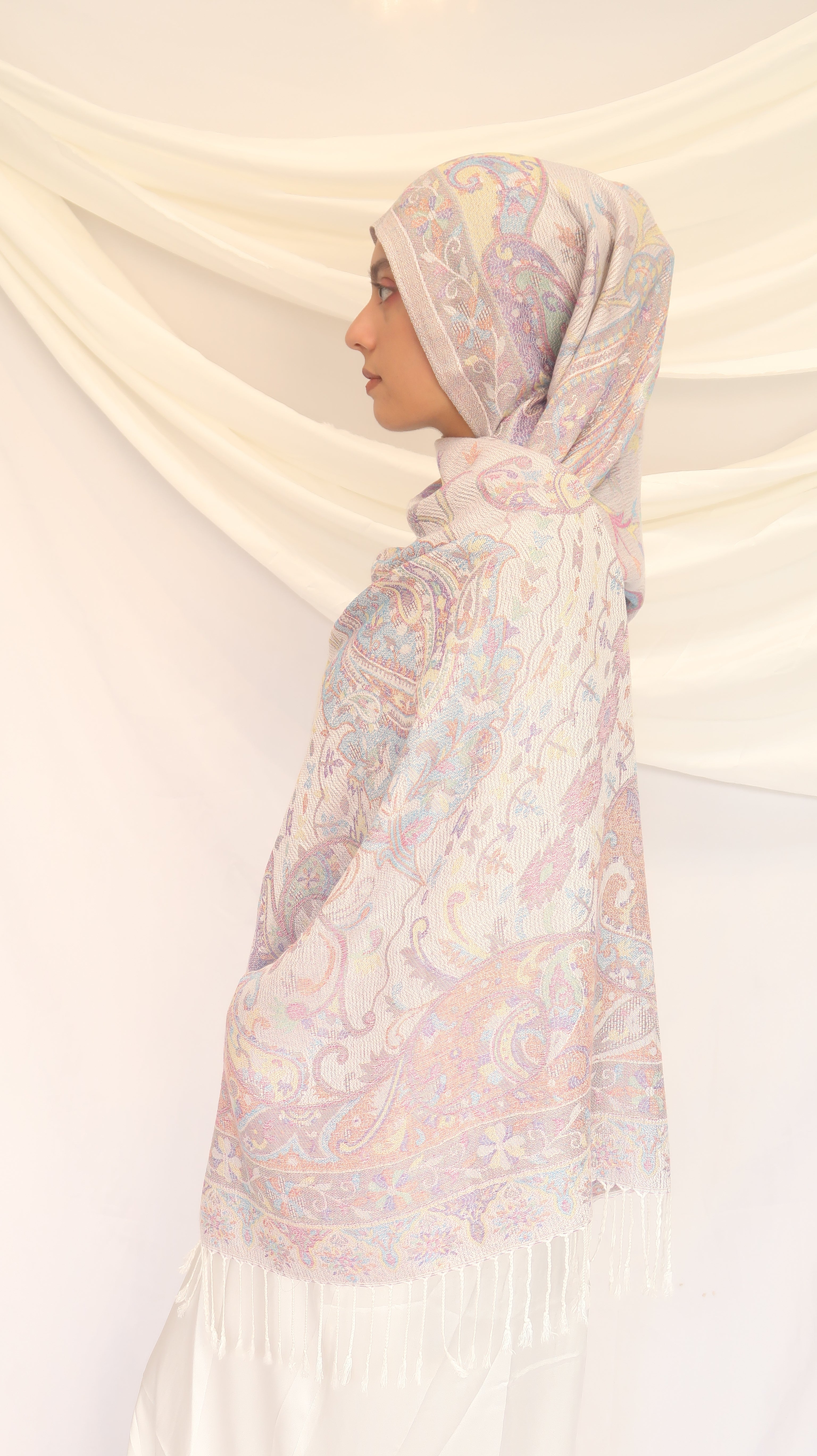 Pashmina Scarf – Cashmere‑Feel, Wind‑Resistant, Woven Paisley Jacquard (70×200cm)