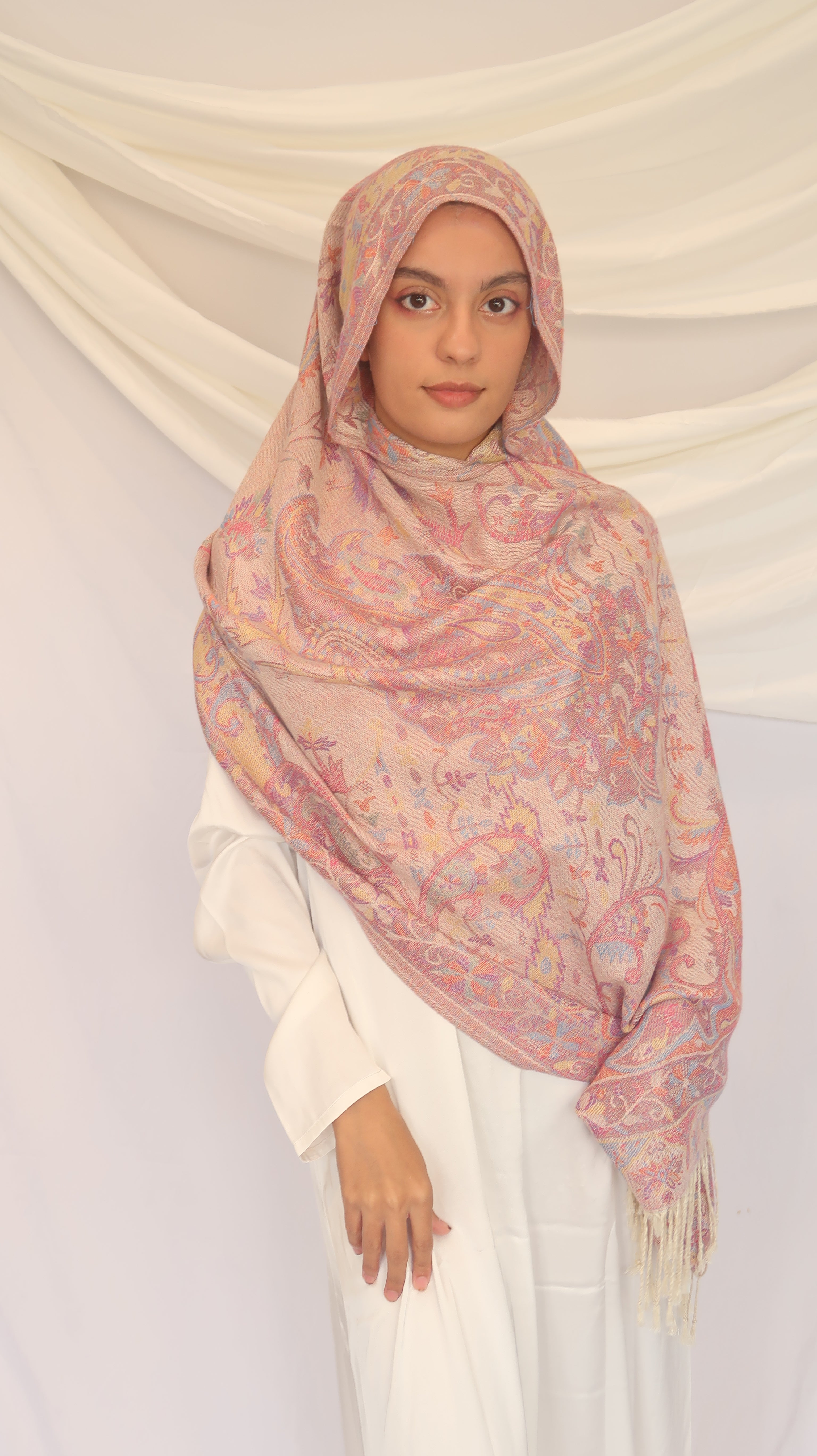 Pashmina Scarf – Cashmere‑Feel, Wind‑Resistant, Woven Paisley Jacquard (70×200cm)