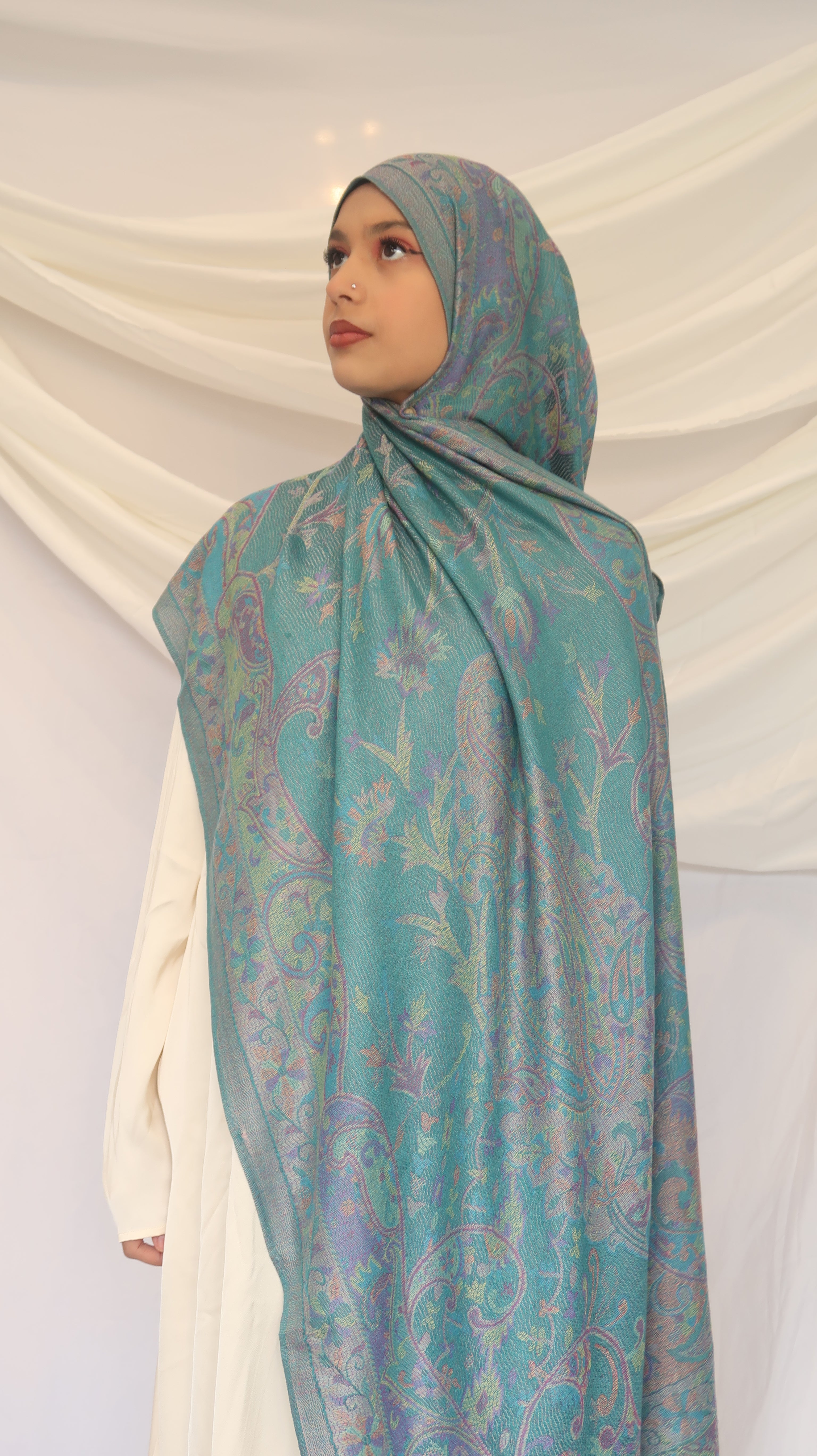 Pashmina Scarf – Cashmere‑Feel, Wind‑Resistant, Woven Paisley Jacquard (70×200cm)