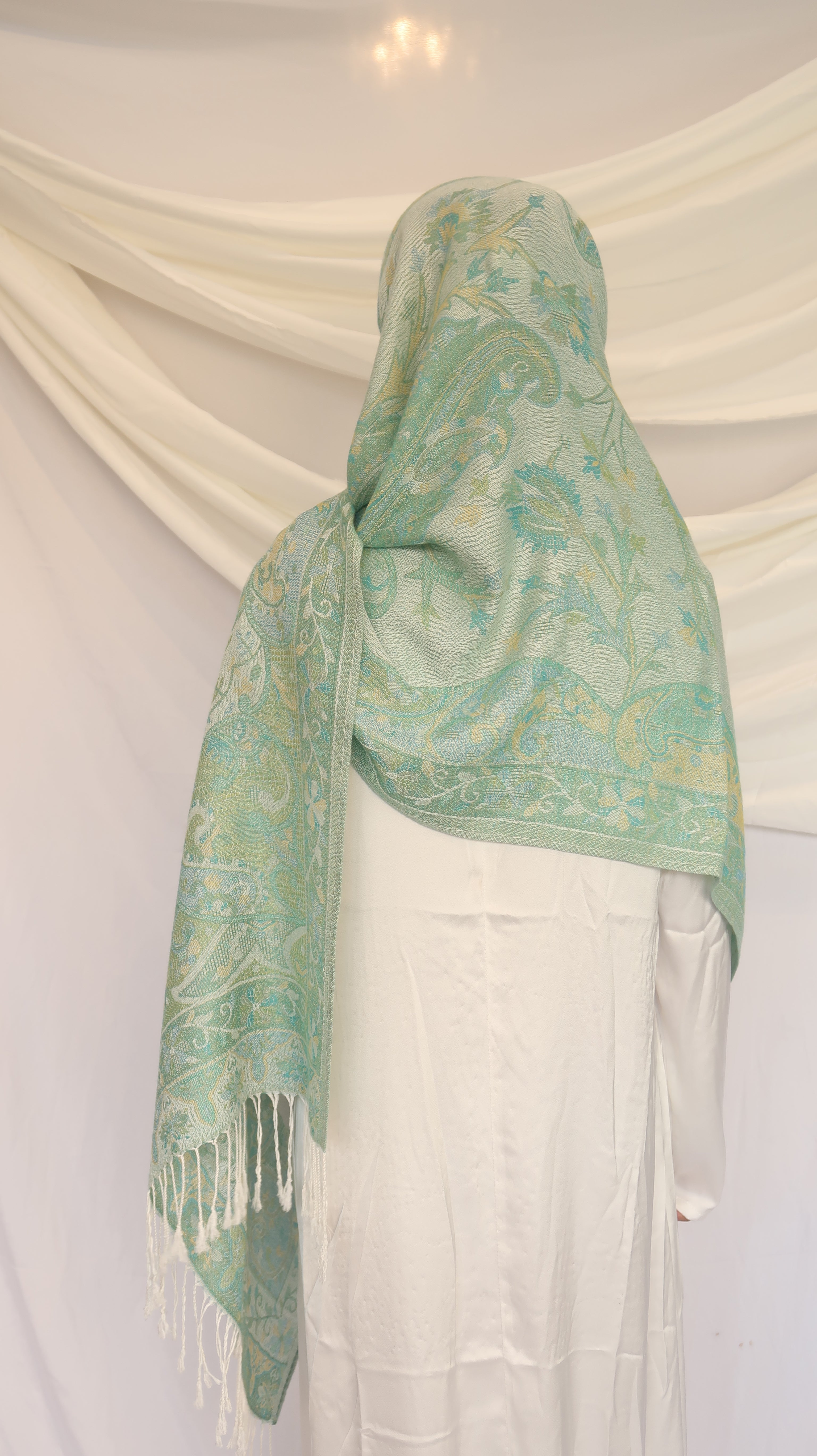Pashmina Scarf – Cashmere‑Feel, Wind‑Resistant, Woven Paisley Jacquard (70×200cm)