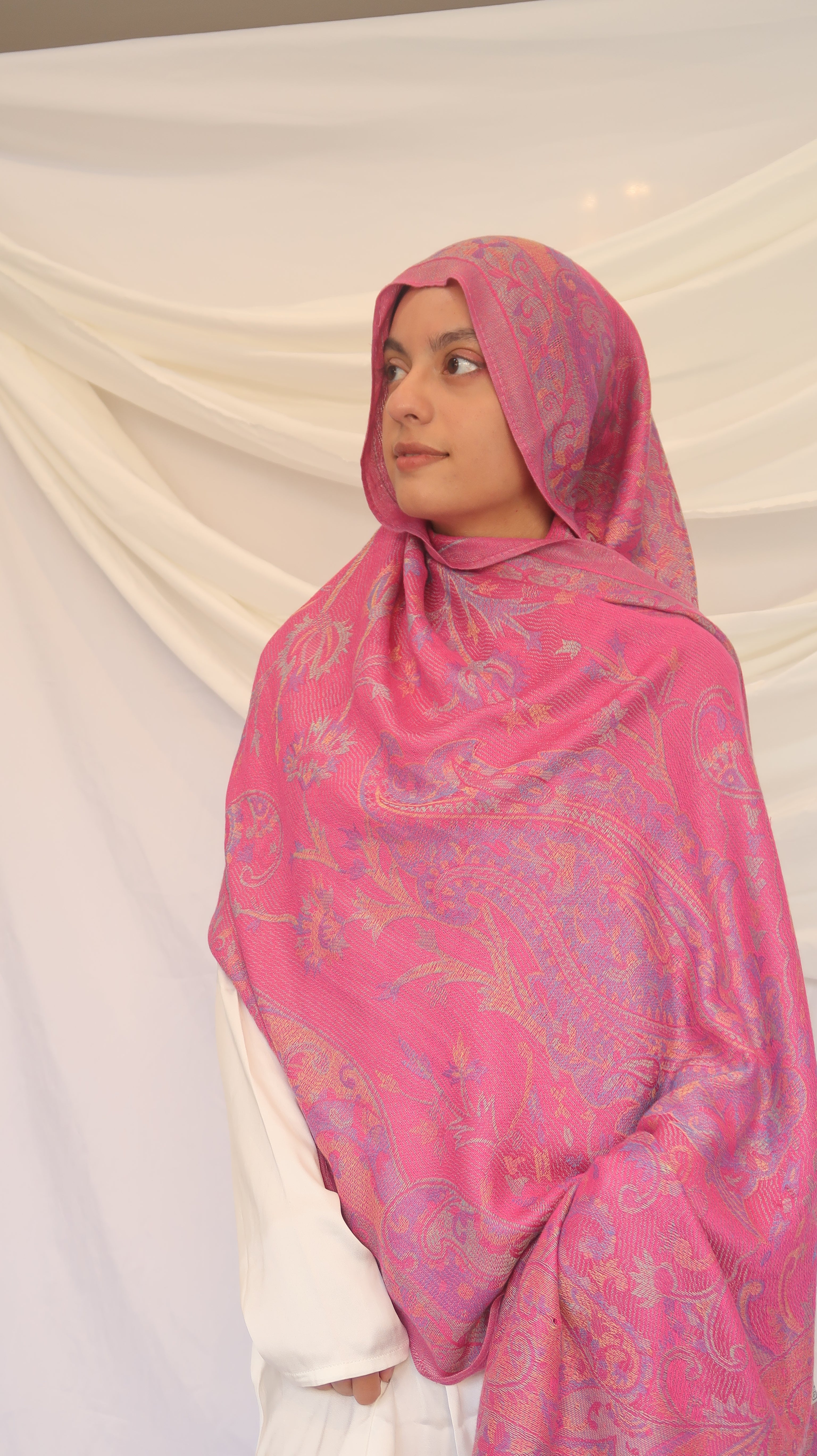 Pashmina Scarf – Cashmere‑Feel, Wind‑Resistant, Woven Paisley Jacquard (70×200cm)