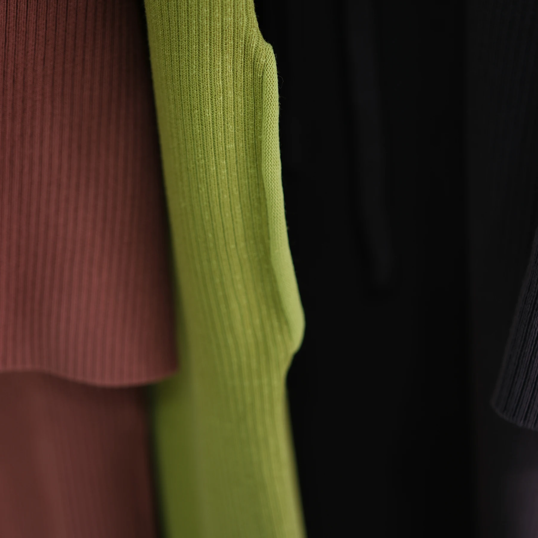 Ribbed Thin Knit Abaya Dress With Pockets
