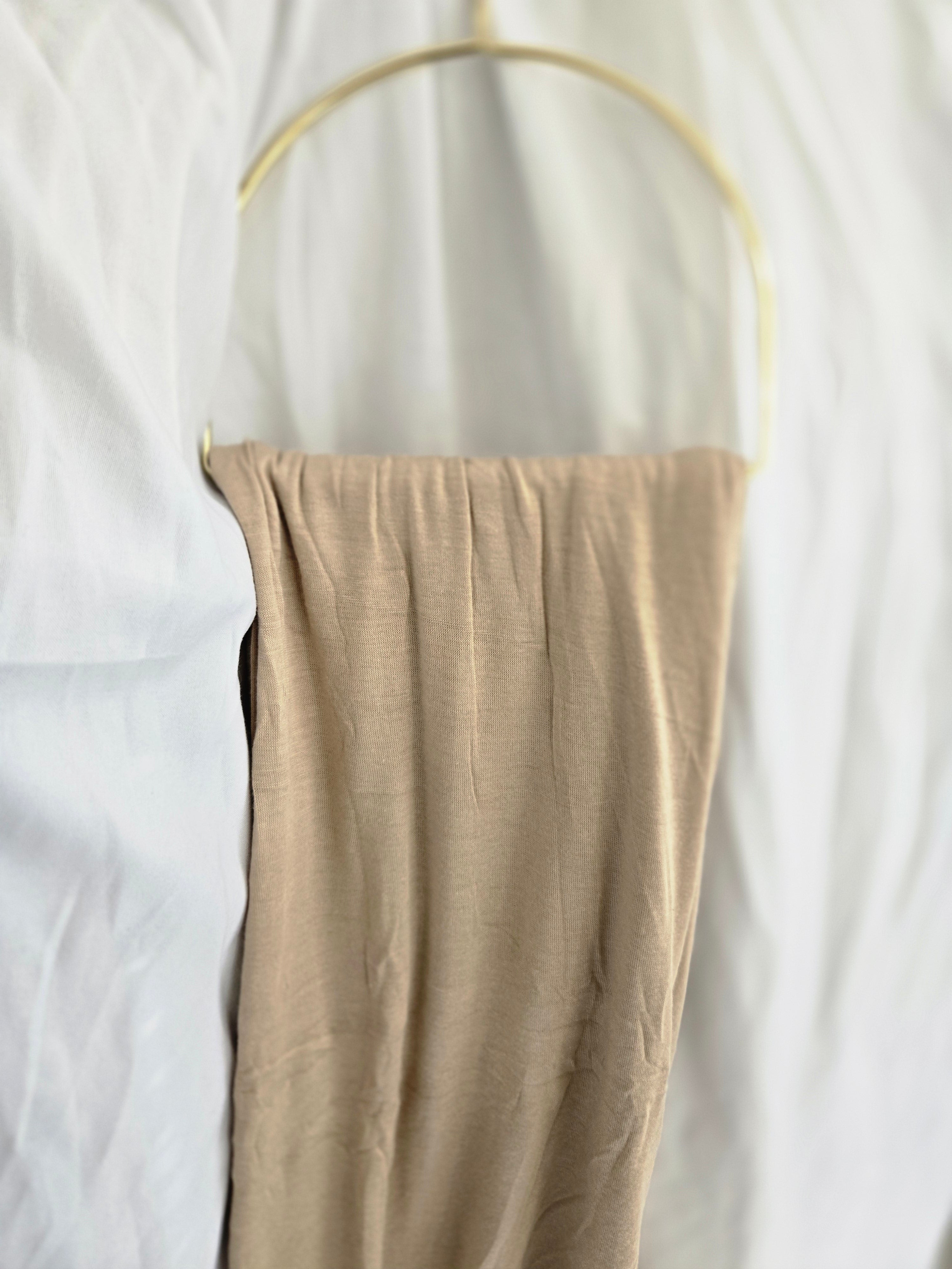 Buttery Soft Premium Dubai Jersey Hijab – Daily Stretch, Breathable & Double-Stitched | 170×70cm | Everyday Essential 2025 Drop