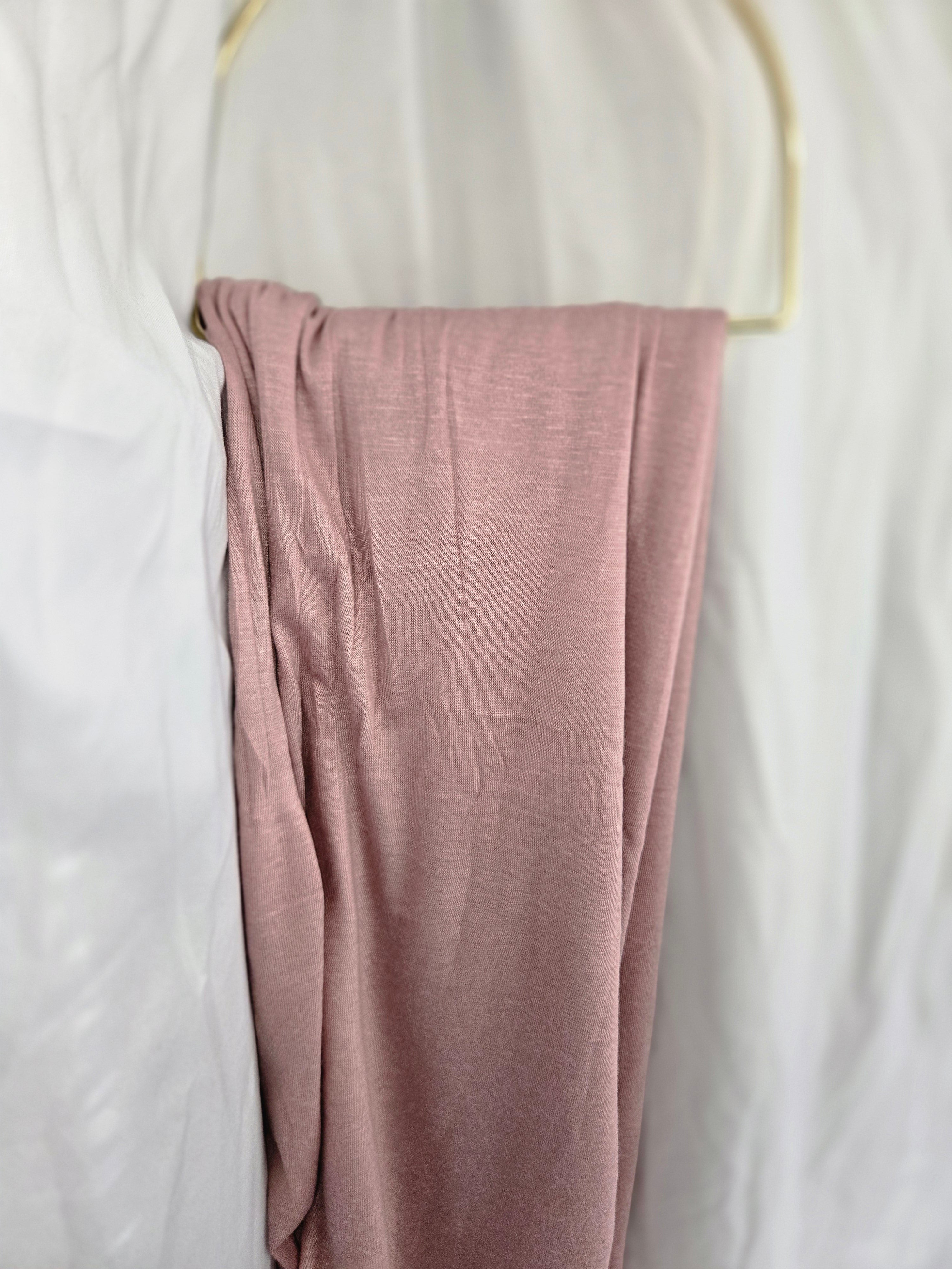 Buttery Soft Premium Dubai Jersey Hijab – Daily Stretch, Breathable & Double-Stitched | 170×70cm | Everyday Essential 2025 Drop